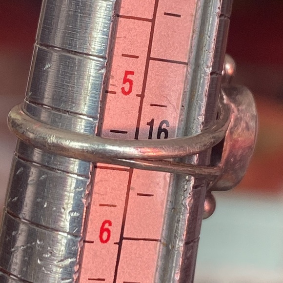 Pawn Sterling Silver Mother of Pearl Ring w Feather and Spiral/ S 5.5 - Picture 4 of 5